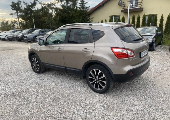 Nissan Qashqai cena 37900 przebieg: 145000, rok produkcji 2011 z Koło małe 704